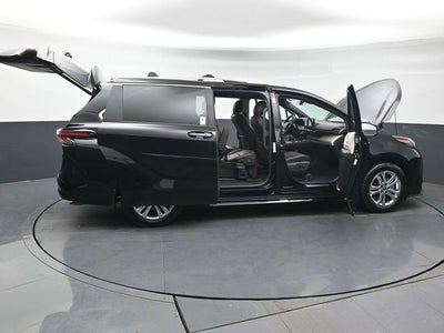2024 Toyota Sienna Platinum 7 Passenger