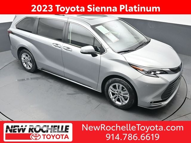 2023 Toyota Sienna Platinum 7 Passenger