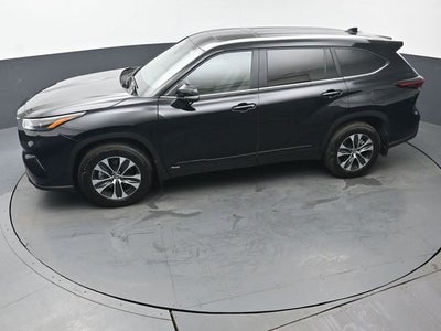 2026 Toyota Highlander Hybrid XLE