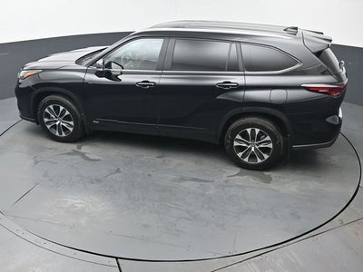 2026 Toyota Highlander Hybrid XLE