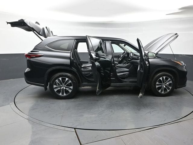 2026 Toyota Highlander Hybrid XLE