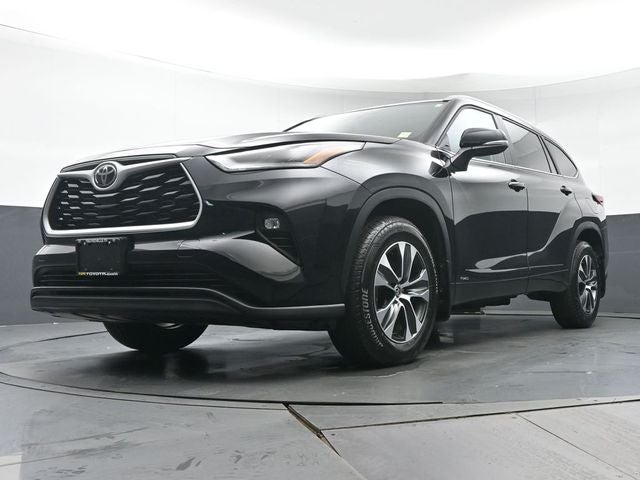 2026 Toyota Highlander Hybrid XLE