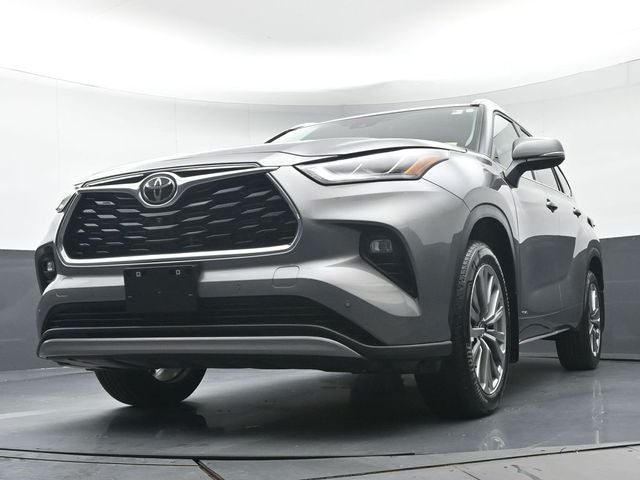 2025 Toyota Highlander Hybrid Limited 25th Edition