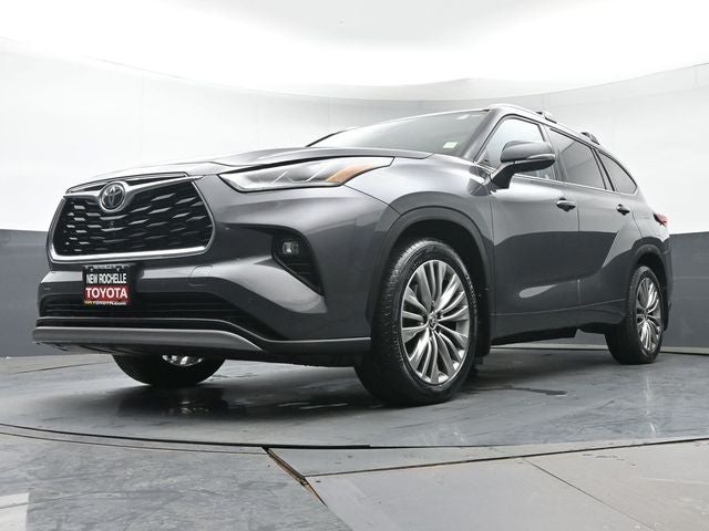 2023 Toyota Highlander Platinum