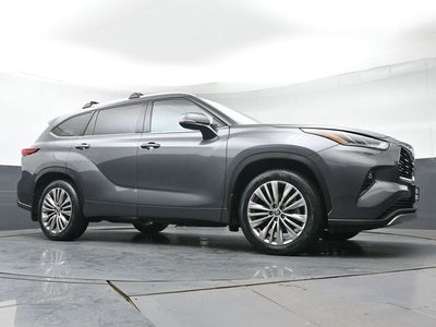 2023 Toyota Highlander Platinum