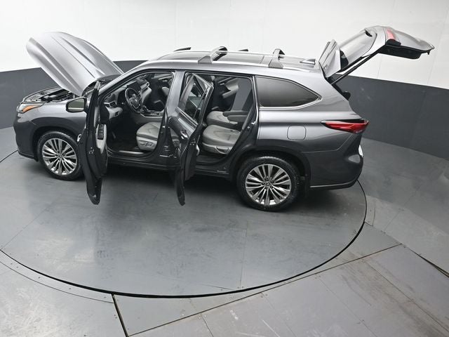2023 Toyota Highlander Platinum