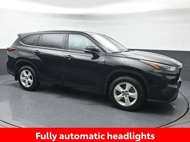 2025 Toyota Highlander LE