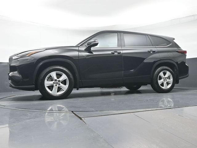 2025 Toyota Highlander LE
