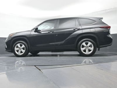 2025 Toyota Highlander LE