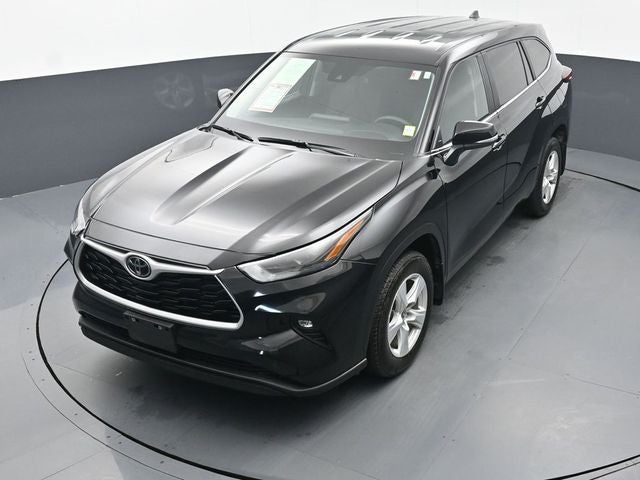 2025 Toyota Highlander LE