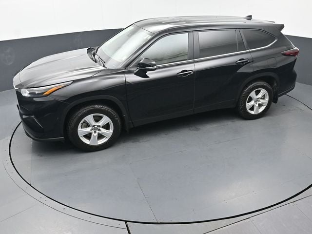 2025 Toyota Highlander LE