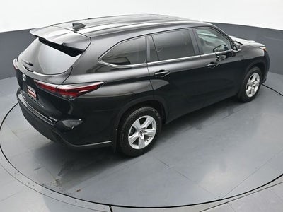 2025 Toyota Highlander LE