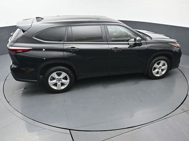 2025 Toyota Highlander LE