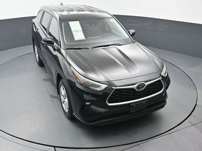 2025 Toyota Highlander LE