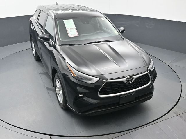 2025 Toyota Highlander LE