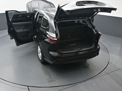 2025 Toyota Highlander LE