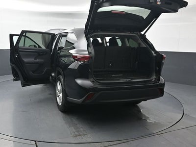 2025 Toyota Highlander LE