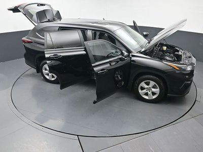 2025 Toyota Highlander LE