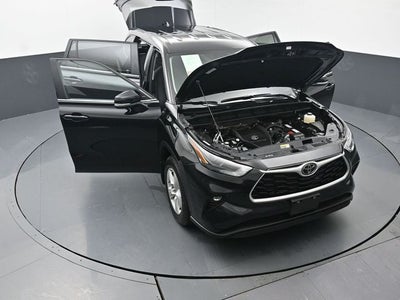 2025 Toyota Highlander LE