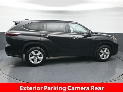 2025 Toyota Highlander LE