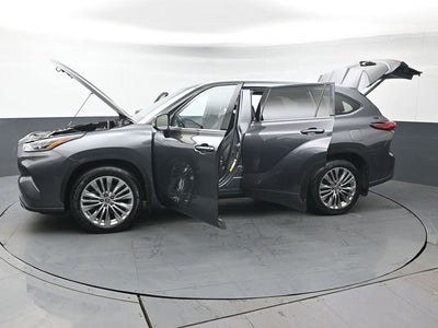 2023 Toyota Highlander Platinum