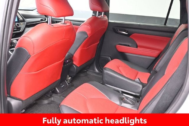 2025 Toyota Highlander XSE