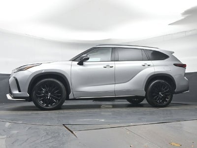 2025 Toyota Highlander XSE