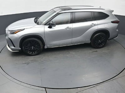 2025 Toyota Highlander XSE