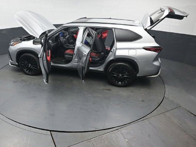 2025 Toyota Highlander XSE