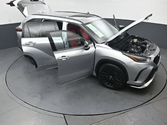 2025 Toyota Highlander XSE