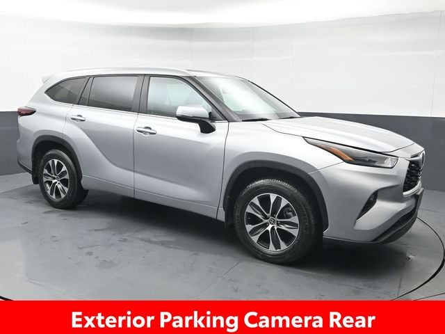 2025 Toyota Highlander XLE