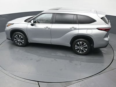 2025 Toyota Highlander XLE