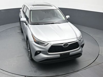 2025 Toyota Highlander XLE