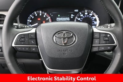 2025 Toyota Highlander LE
