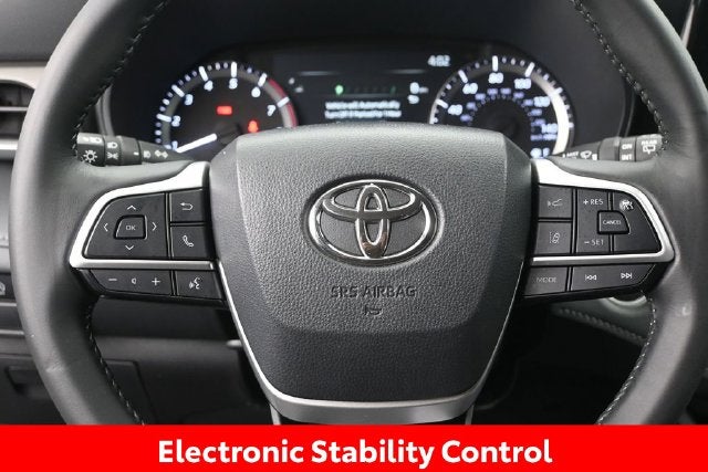 2025 Toyota Highlander LE