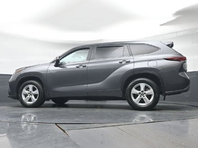 2025 Toyota Highlander LE