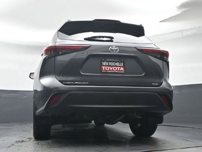 2025 Toyota Highlander LE