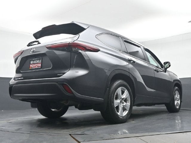 2025 Toyota Highlander LE