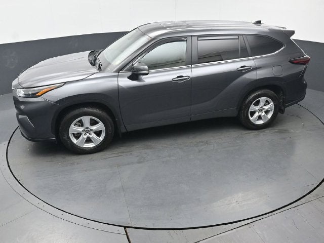 2025 Toyota Highlander LE