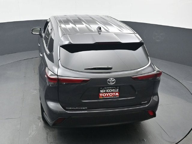 2025 Toyota Highlander LE