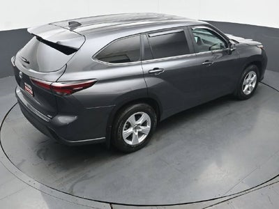 2025 Toyota Highlander LE