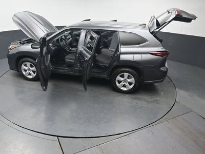 2025 Toyota Highlander LE