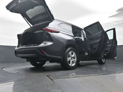 2025 Toyota Highlander LE