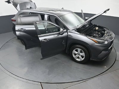 2025 Toyota Highlander LE