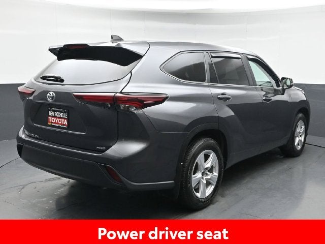 2025 Toyota Highlander LE