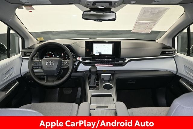 2026 Toyota Sienna LE 8 Passenger