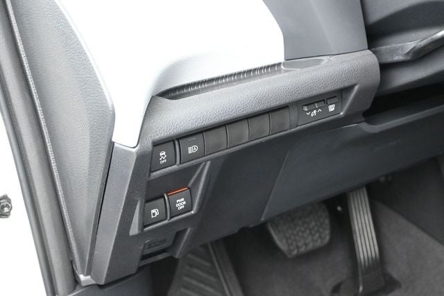 2026 Toyota Sienna LE 8 Passenger