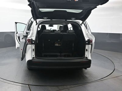 2026 Toyota Sienna LE 8 Passenger