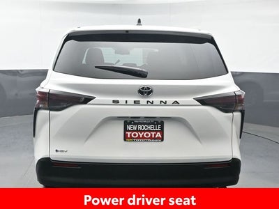 2026 Toyota Sienna LE 8 Passenger