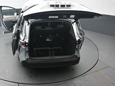 2023 Toyota Sienna XLE 8 Passenger